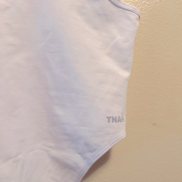 Aritzia Hold It Lynx White Bodysuit - Picture 3 of 6